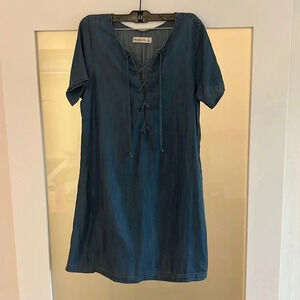 Abercrombie & Fitch Denim/Chambray Lace Up Dress